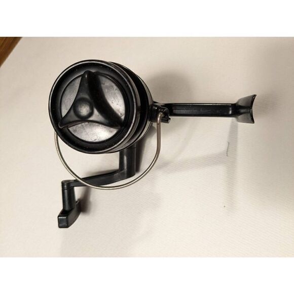 Shakespeare 2000 reel in good condition - Picture 3 of 5